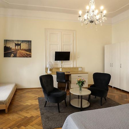 Ozone Private Rooms Budapest Exterior photo