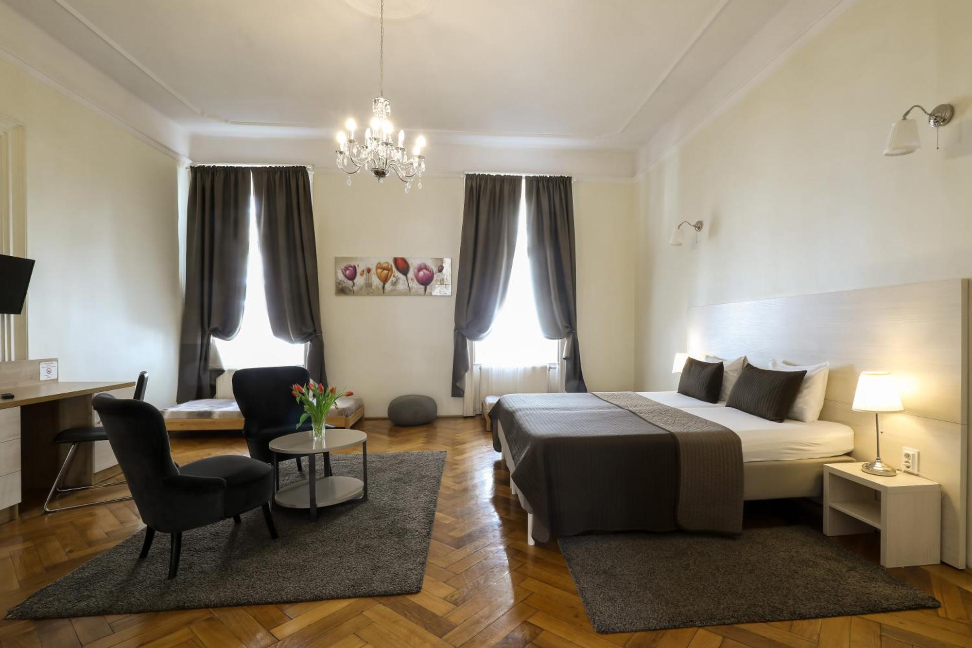 Ozone Private Rooms Budapest Exterior photo