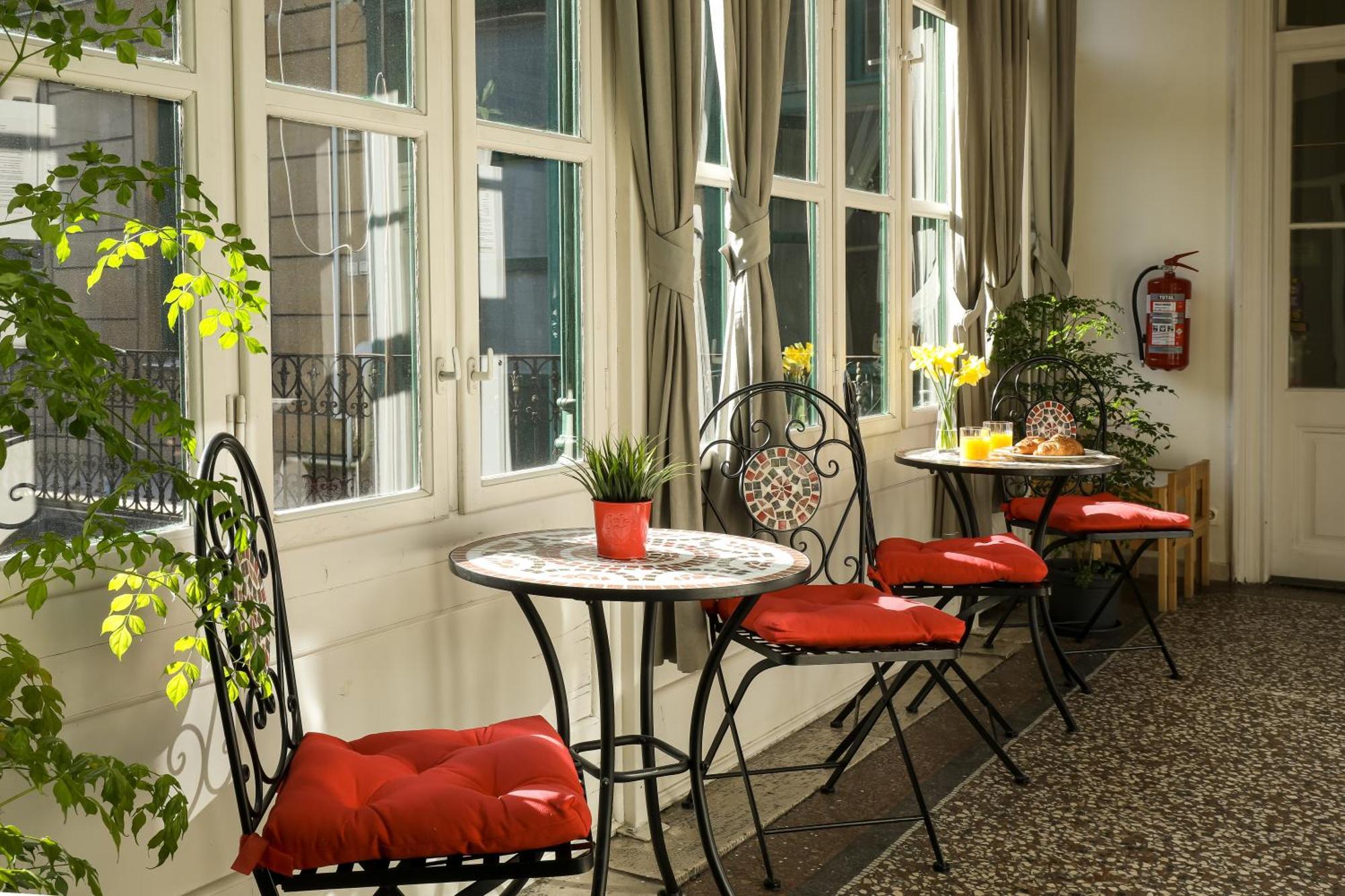 Ozone Private Rooms Budapest Exterior photo