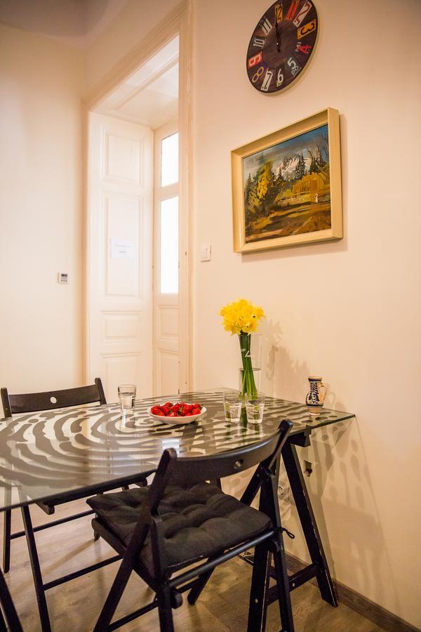 Ozone Private Rooms Budapest Exterior photo