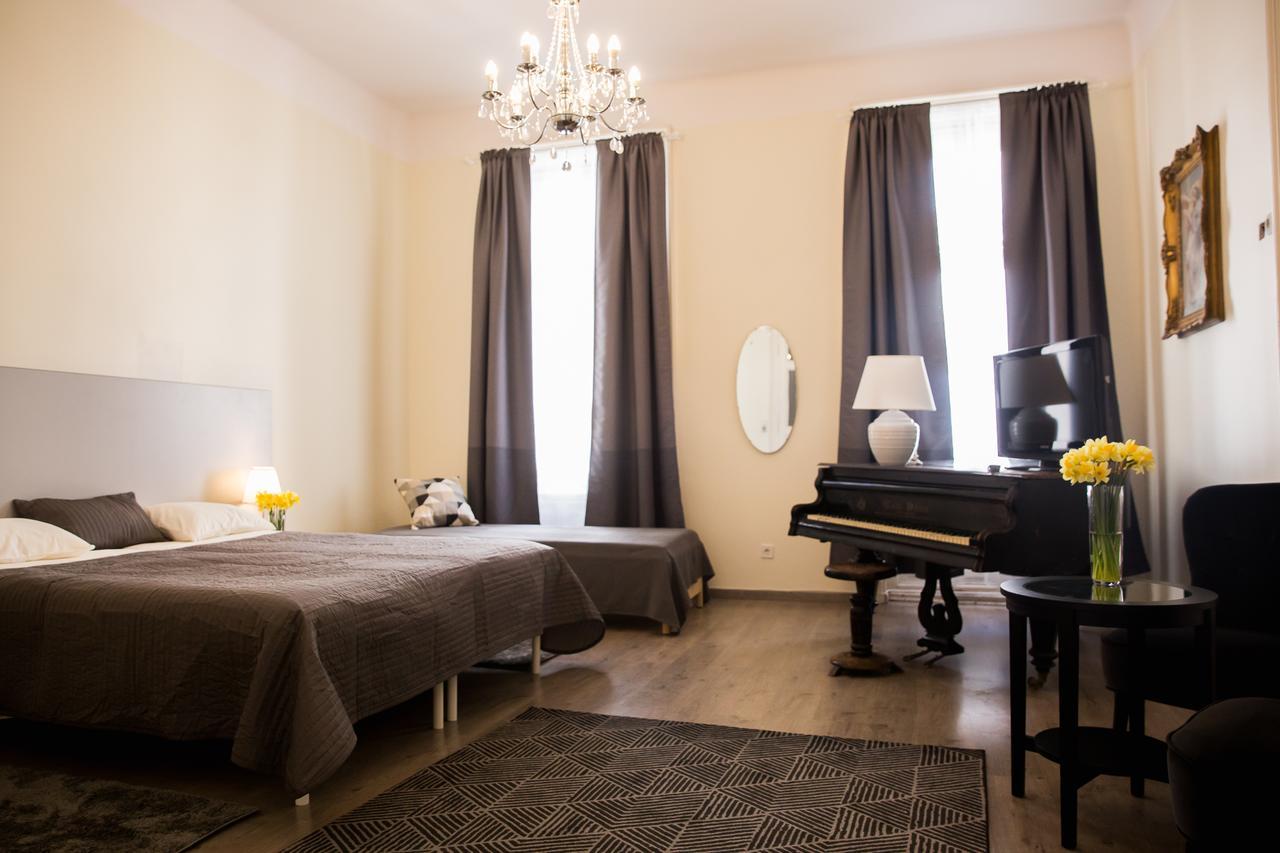 Ozone Private Rooms Budapest Exterior photo