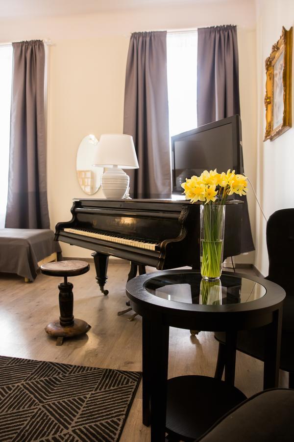 Ozone Private Rooms Budapest Exterior photo